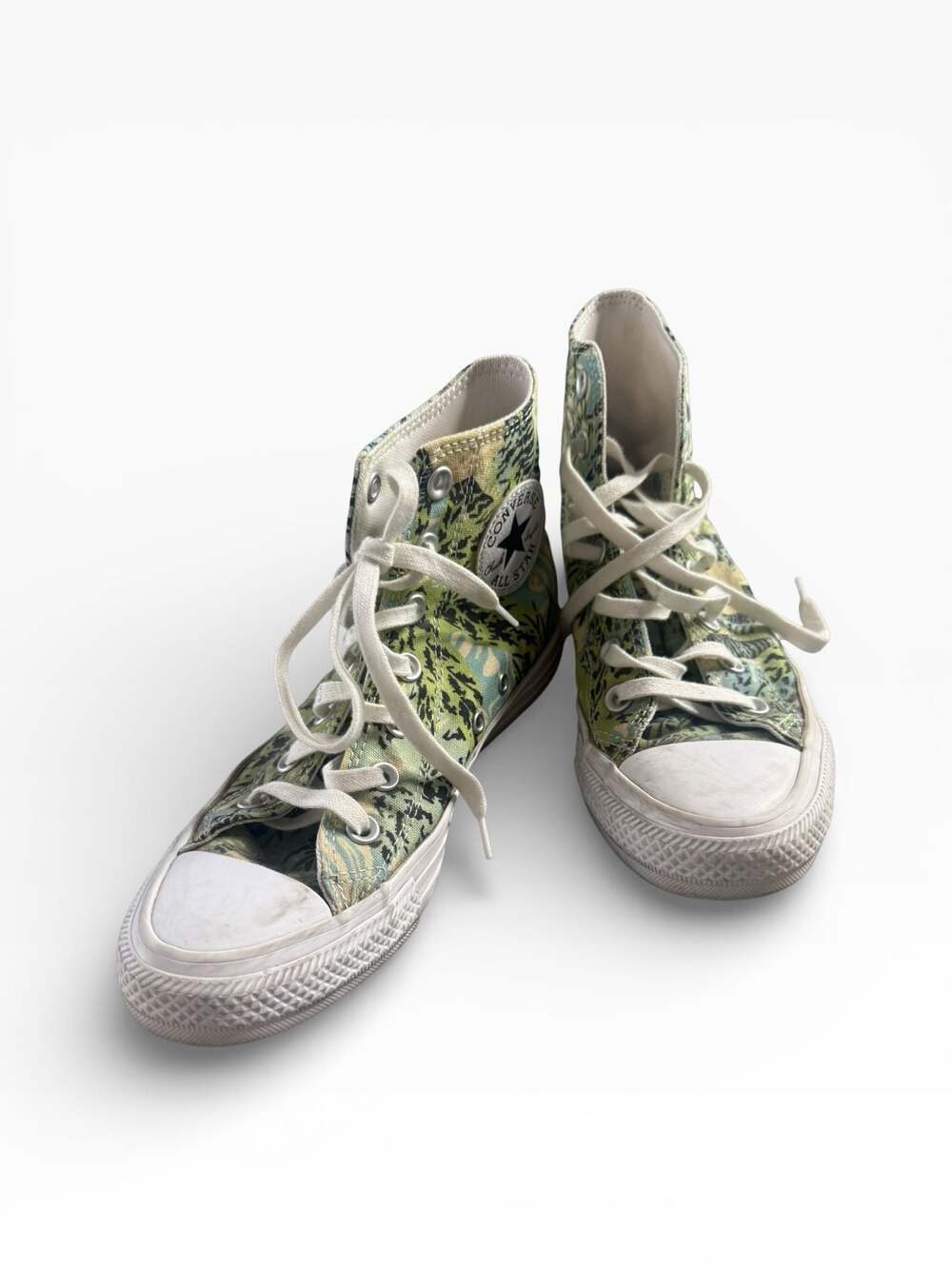 Converse  High Top Green Tropical Jungle Print Womens Size 7